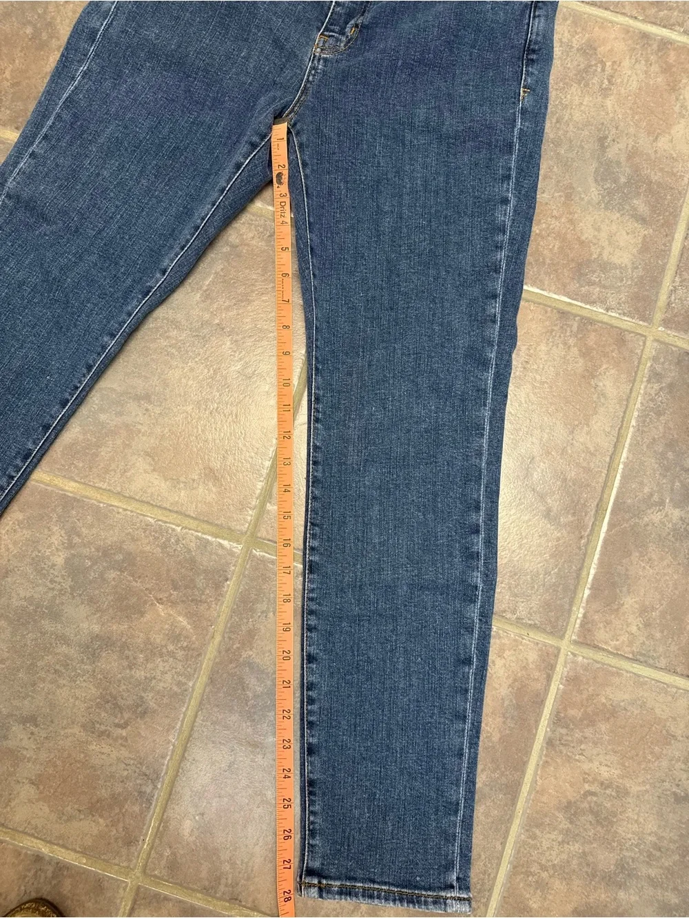 Frame Denim Le Garçon Cropped Jeans - Picture 5 of 9